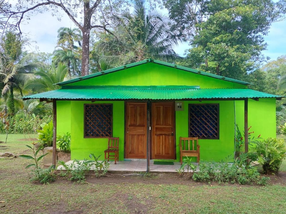 All Rankins Eco-Lodge Тортугеро Экстерьер фото